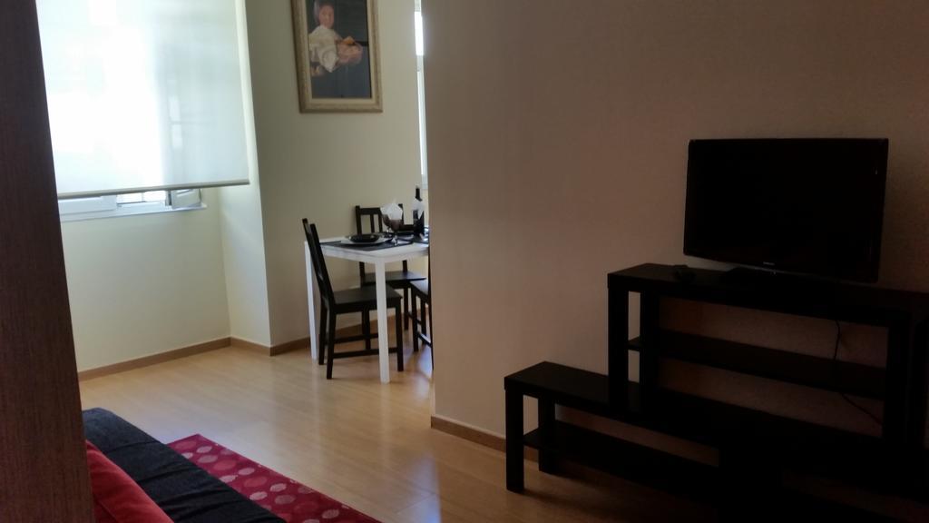Отель Apartamento Anjos Лиссабон Номер фото